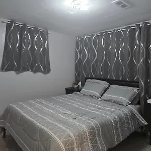  Homestay Falstaff