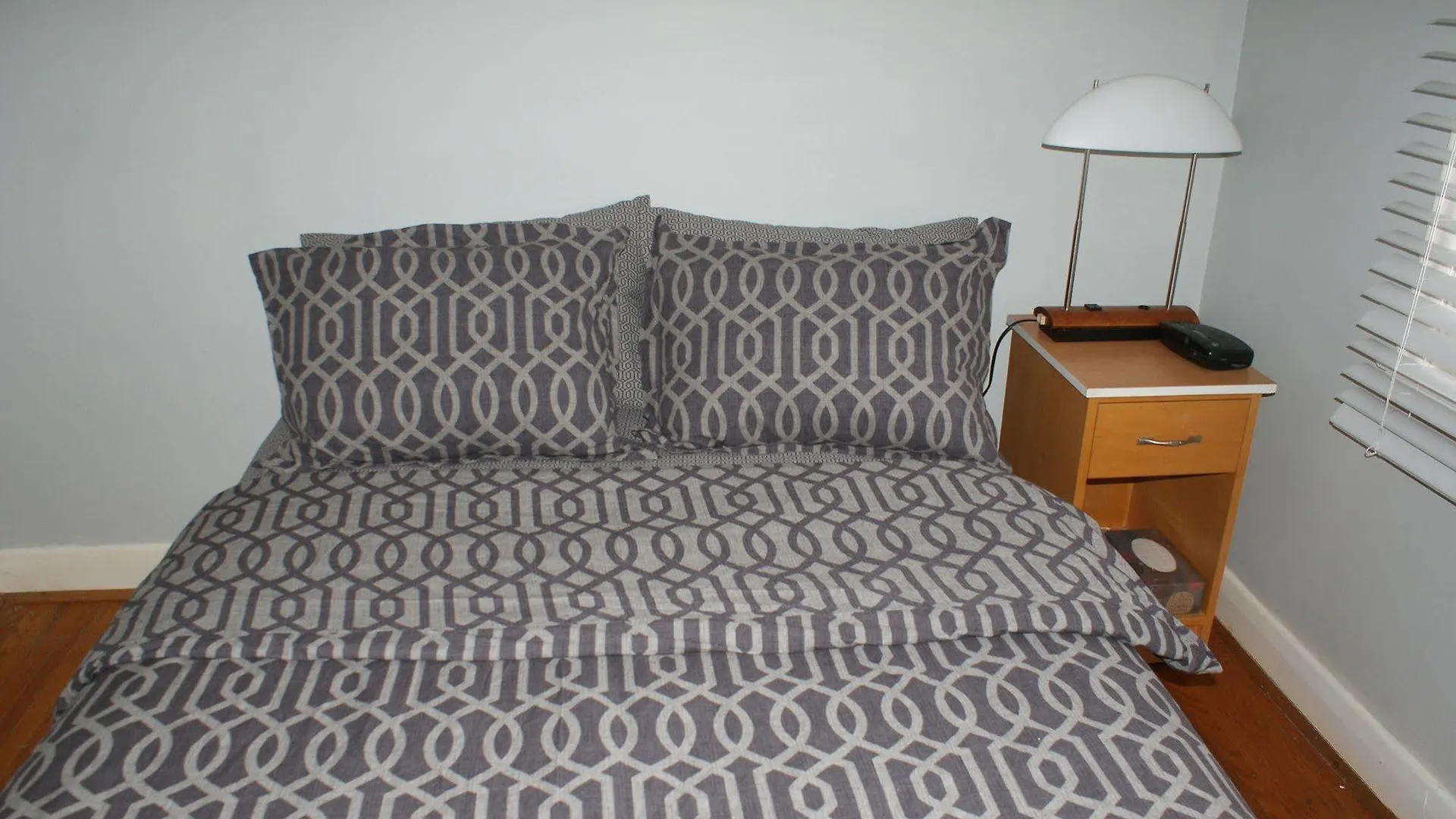 North York Bb Bed & Breakfast Toronto Canada